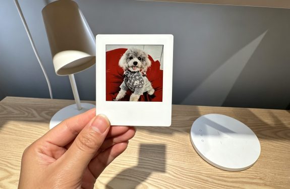 Zero-Charge E-Paper Fridge Display
